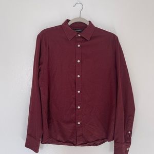 Men's Banana Republic Maroon Button Down Shirt